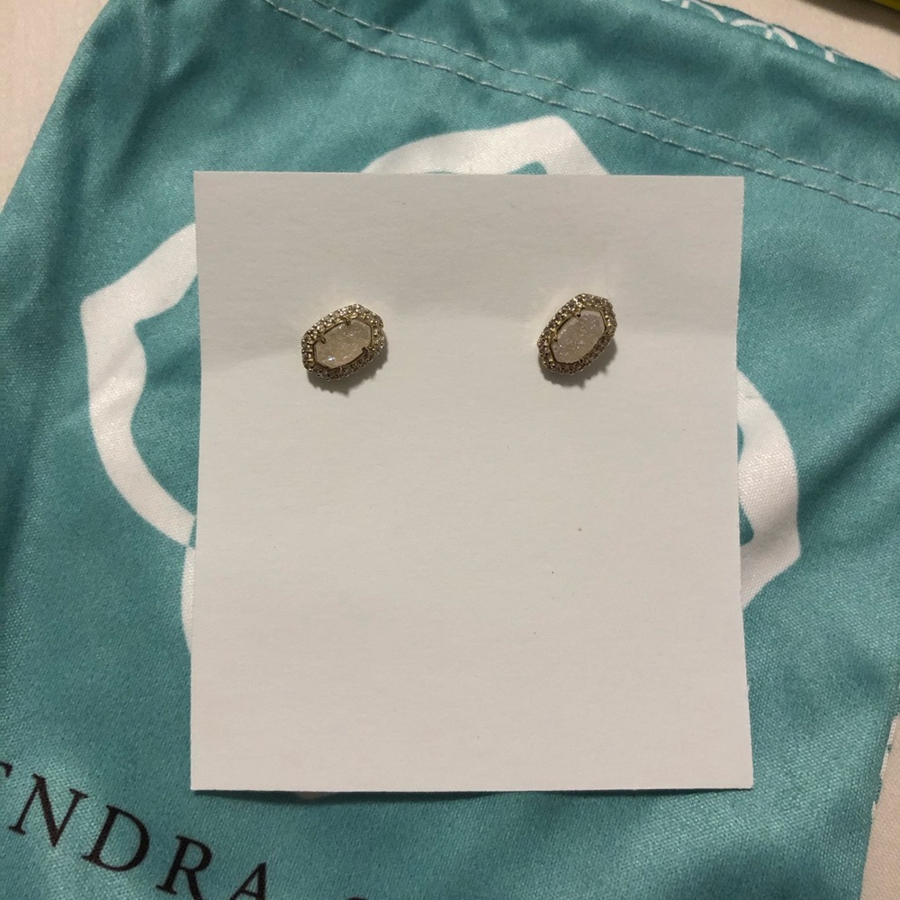 Kendra Scott Cade Earrings in Gold & Irid. Drusy